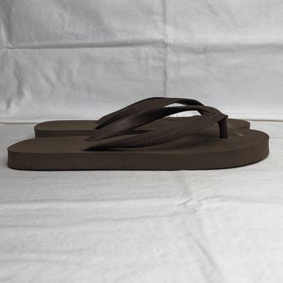 J. Crew Vintage ORIGINAL Flip-Flops, extra light, velvety soft, but firm bed; W7 - Picture 4 of 14